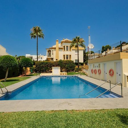Beautiful Townhouse Walking Distance To The Beach In Costabella, Marbella Eksteriør billede