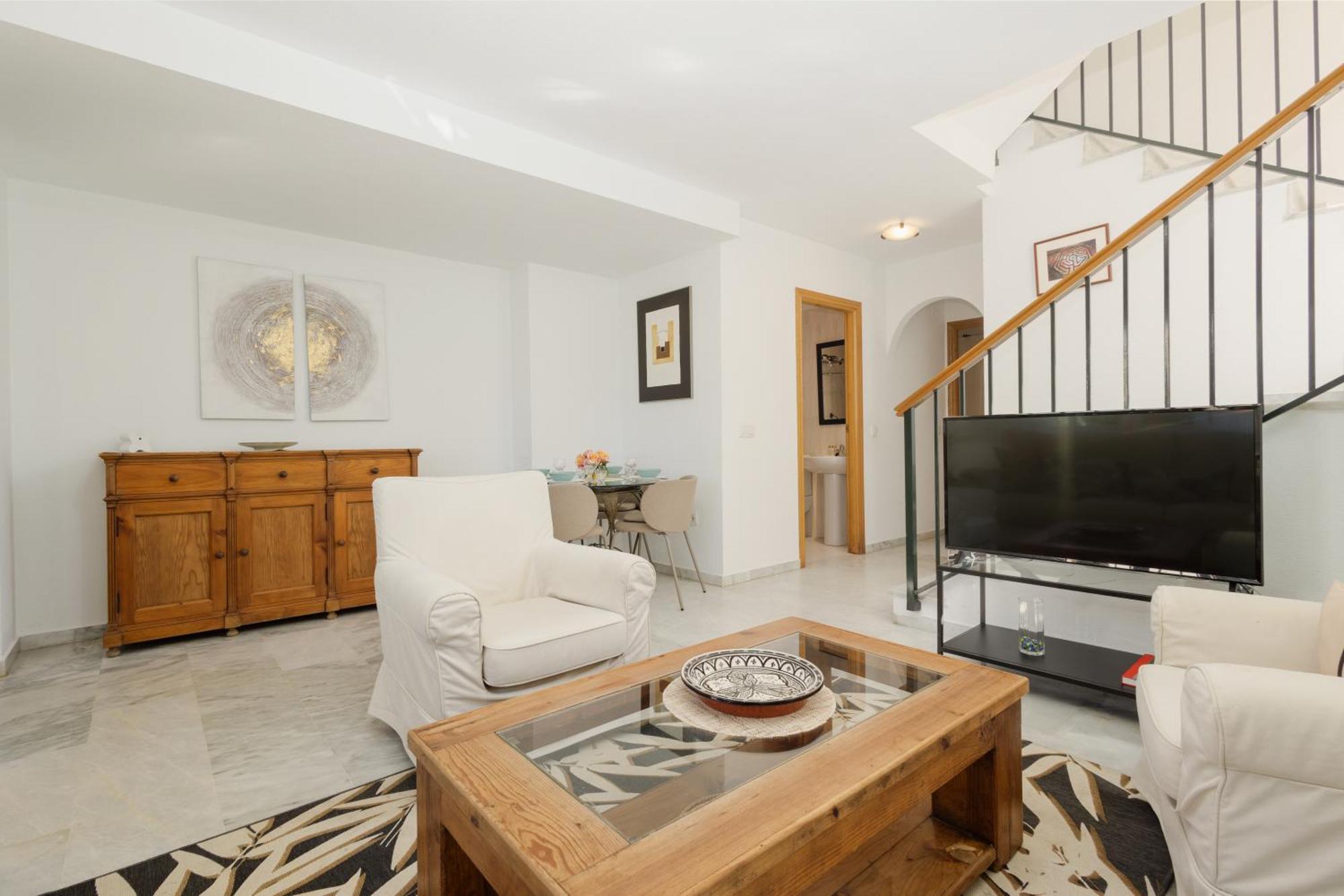 Beautiful Townhouse Walking Distance To The Beach In Costabella, Marbella Eksteriør billede